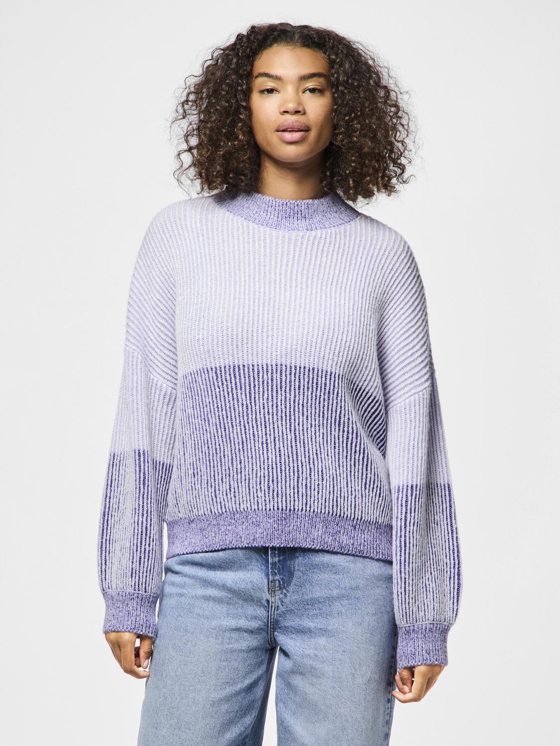 model_shot-front